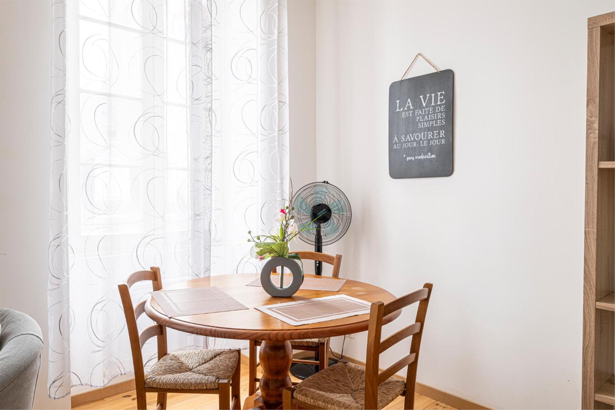 Le Douillet Bearnais Apartment Pau Bagian luar foto